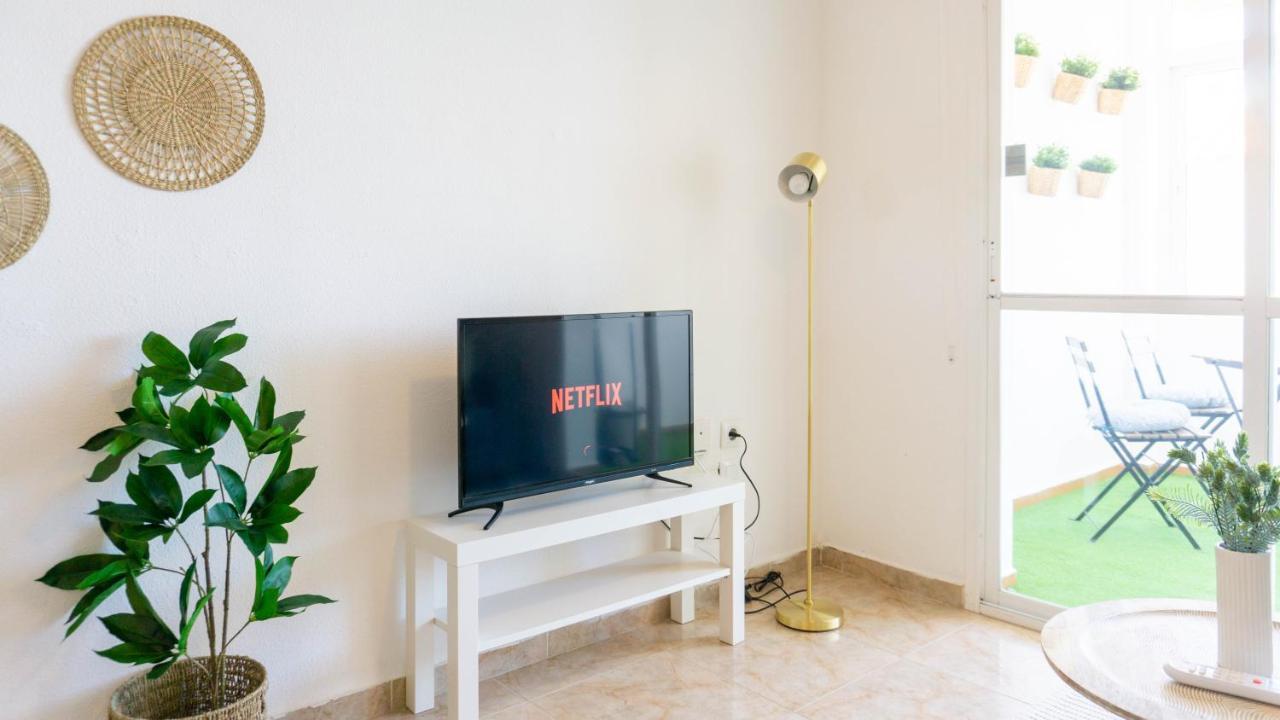 Carvajal Apartment Parking Malaga بينالماذينا المظهر الخارجي الصورة